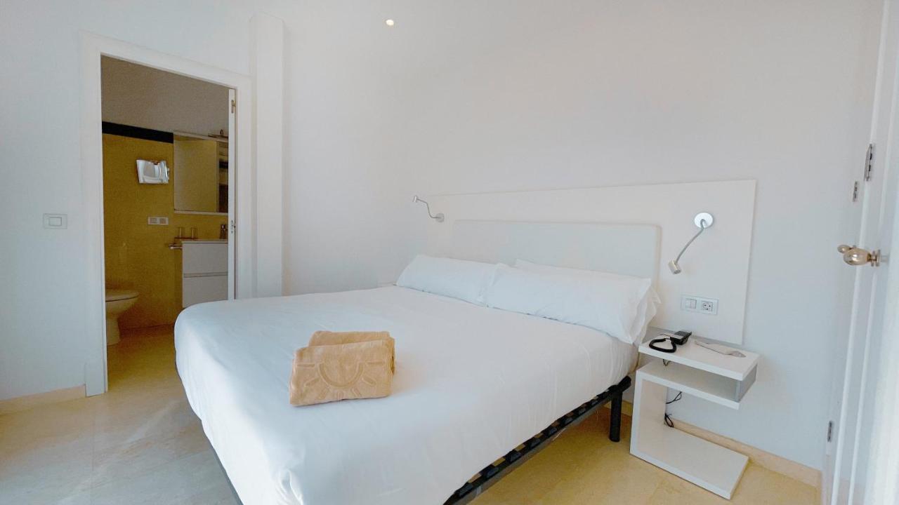 Lago Resort Menorca - Villas & Bungalows Del Lago Cala'N Bosch  Exterior foto
